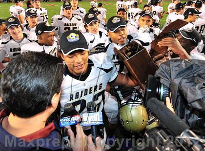 Thumbnail 2 in Central Catholic vs. Santa Fe Christian (CIF State D4 Final) photogallery.
