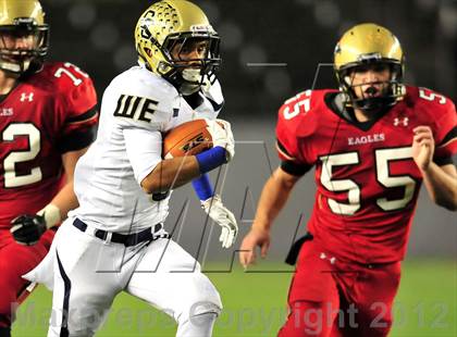 Thumbnail 2 in Central Catholic vs. Santa Fe Christian (CIF State D4 Final) photogallery.