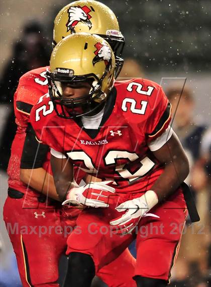 Thumbnail 2 in Central Catholic vs. Santa Fe Christian (CIF State D4 Final) photogallery.