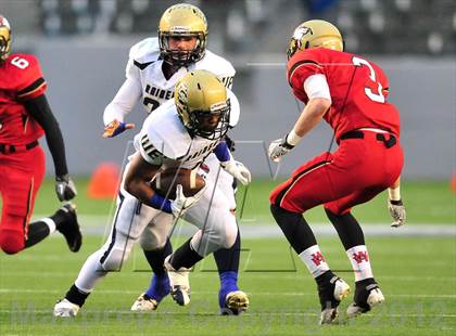 Thumbnail 3 in Central Catholic vs. Santa Fe Christian (CIF State D4 Final) photogallery.