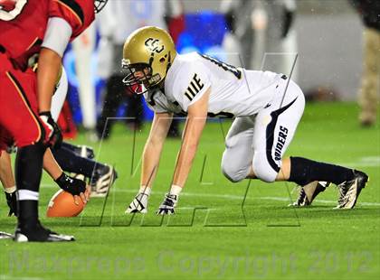 Thumbnail 3 in Central Catholic vs. Santa Fe Christian (CIF State D4 Final) photogallery.