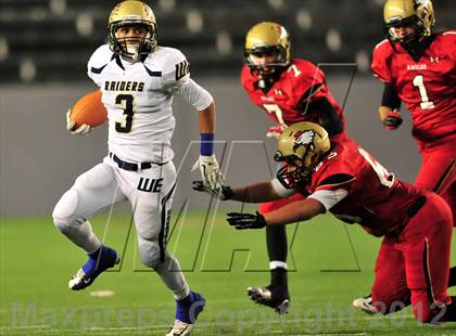 Thumbnail 1 in Central Catholic vs. Santa Fe Christian (CIF State D4 Final) photogallery.