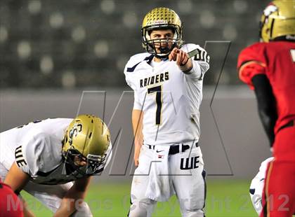 Thumbnail 3 in Central Catholic vs. Santa Fe Christian (CIF State D4 Final) photogallery.