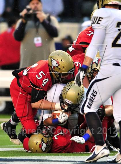 Thumbnail 3 in Central Catholic vs. Santa Fe Christian (CIF State D4 Final) photogallery.