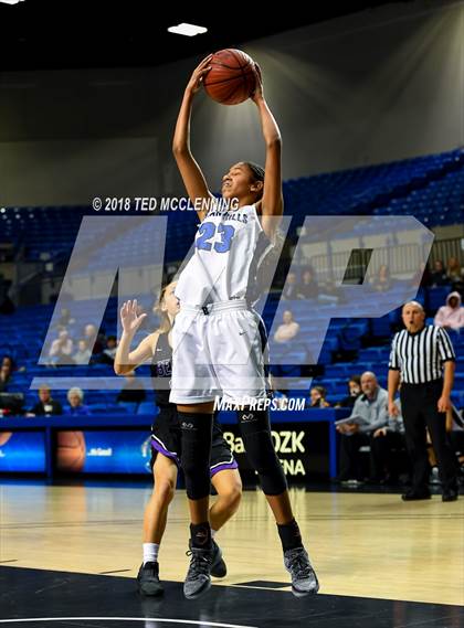Thumbnail 1 in Sylvan Hills vs. Mt. St. Mary Academy photogallery.