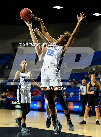 Thumbnail 2 in Sylvan Hills vs. Mt. St. Mary Academy photogallery.