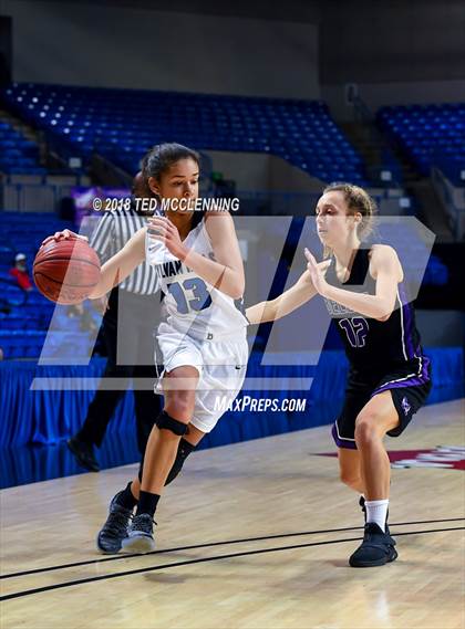 Thumbnail 3 in Sylvan Hills vs. Mt. St. Mary Academy photogallery.