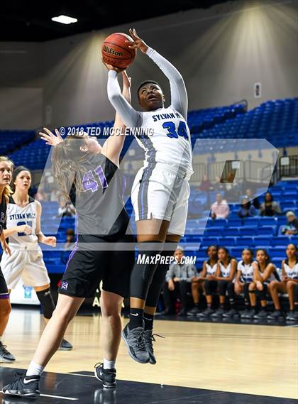 Thumbnail 3 in Sylvan Hills vs. Mt. St. Mary Academy photogallery.