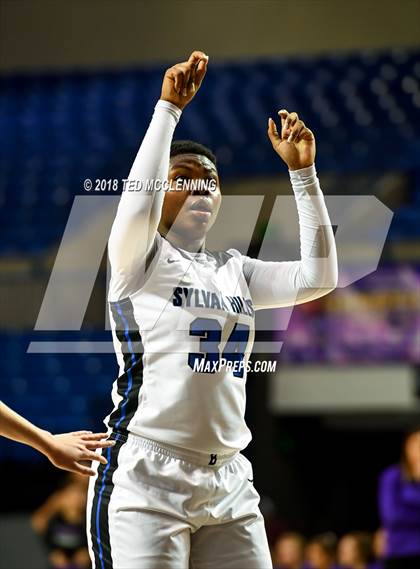 Thumbnail 3 in Sylvan Hills vs. Mt. St. Mary Academy photogallery.