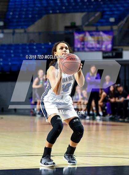 Thumbnail 1 in Sylvan Hills vs. Mt. St. Mary Academy photogallery.