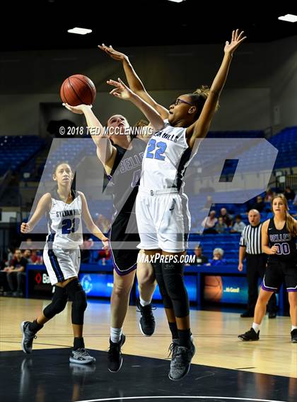 Thumbnail 1 in Sylvan Hills vs. Mt. St. Mary Academy photogallery.