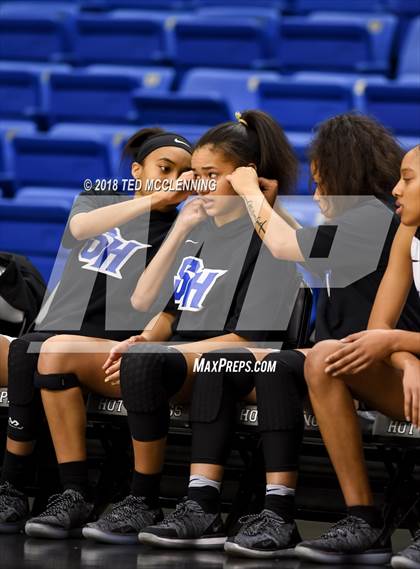 Thumbnail 2 in Sylvan Hills vs. Mt. St. Mary Academy photogallery.