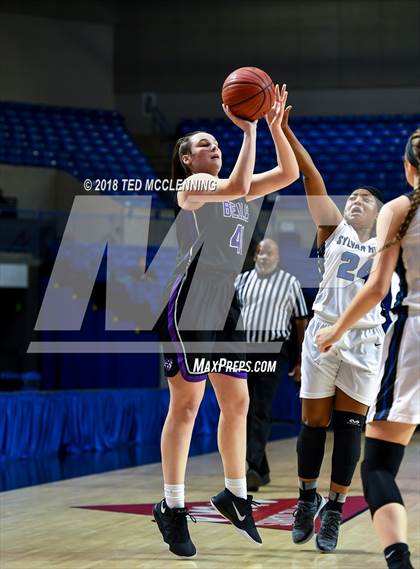 Thumbnail 3 in Sylvan Hills vs. Mt. St. Mary Academy photogallery.