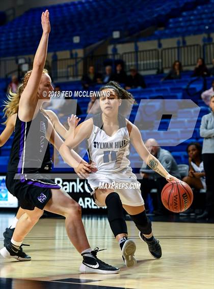 Thumbnail 2 in Sylvan Hills vs. Mt. St. Mary Academy photogallery.