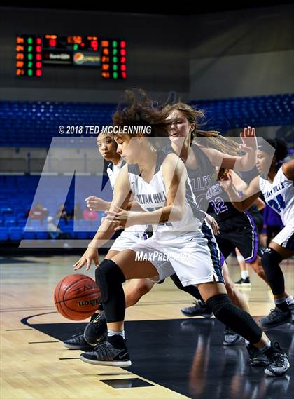 Thumbnail 2 in Sylvan Hills vs. Mt. St. Mary Academy photogallery.