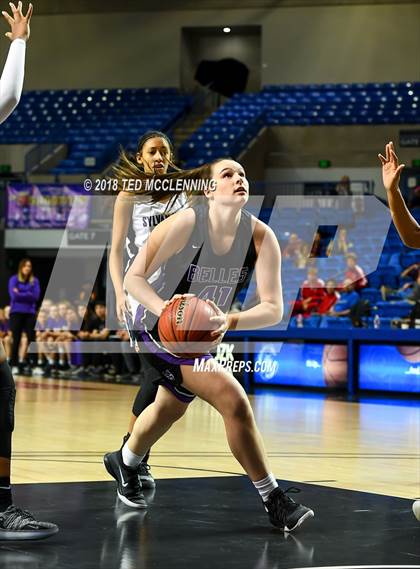 Thumbnail 2 in Sylvan Hills vs. Mt. St. Mary Academy photogallery.