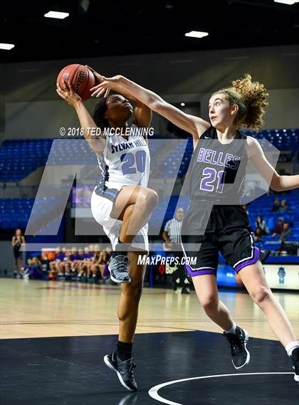 Thumbnail 2 in Sylvan Hills vs. Mt. St. Mary Academy photogallery.