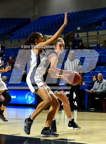 Thumbnail 2 in Sylvan Hills vs. Mt. St. Mary Academy photogallery.