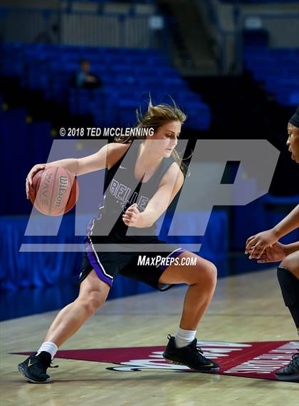 Thumbnail 3 in Sylvan Hills vs. Mt. St. Mary Academy photogallery.