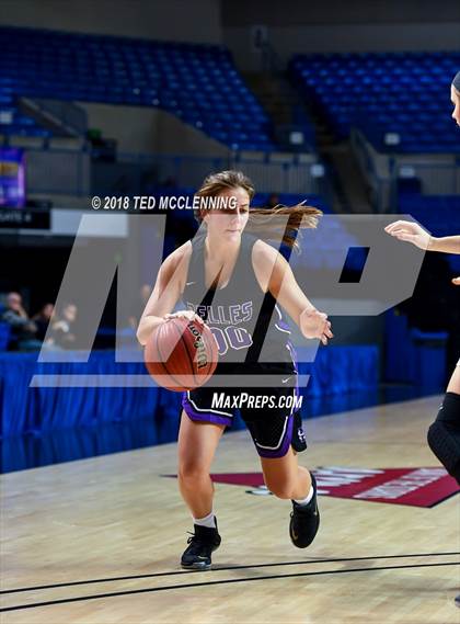 Thumbnail 1 in Sylvan Hills vs. Mt. St. Mary Academy photogallery.
