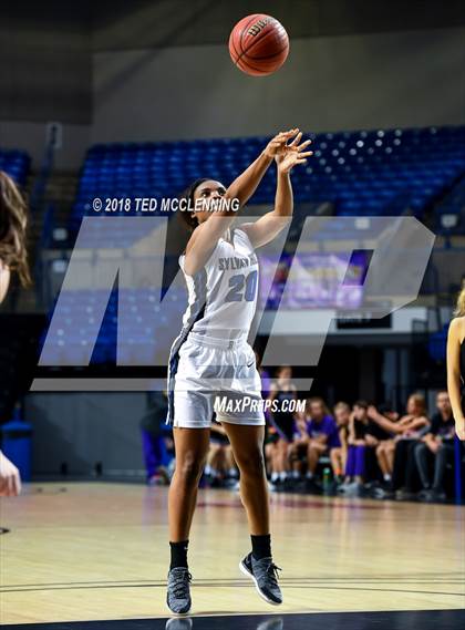 Thumbnail 2 in Sylvan Hills vs. Mt. St. Mary Academy photogallery.