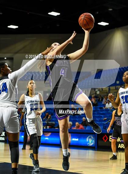 Thumbnail 3 in Sylvan Hills vs. Mt. St. Mary Academy photogallery.