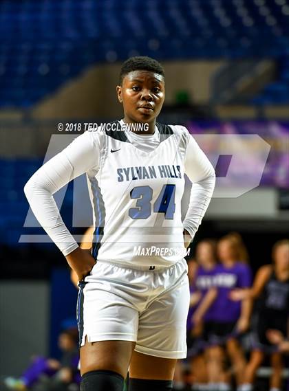 Thumbnail 3 in Sylvan Hills vs. Mt. St. Mary Academy photogallery.