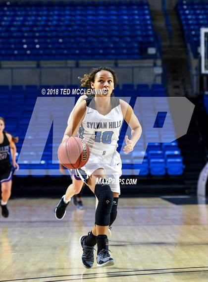 Thumbnail 3 in Sylvan Hills vs. Mt. St. Mary Academy photogallery.