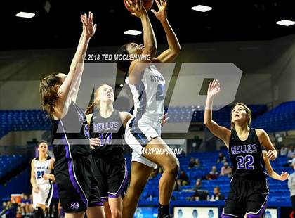 Thumbnail 3 in Sylvan Hills vs. Mt. St. Mary Academy photogallery.