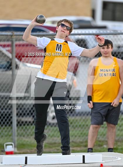 Thumbnail 1 in Wes-Del Triangular (Shot Put)  photogallery.