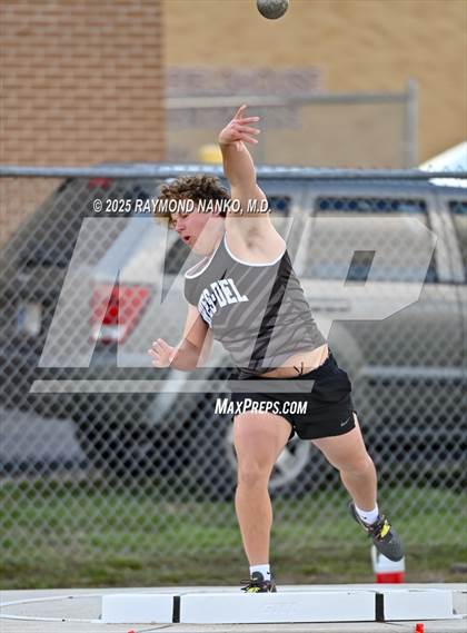 Thumbnail 1 in Wes-Del Triangular (Shot Put)  photogallery.