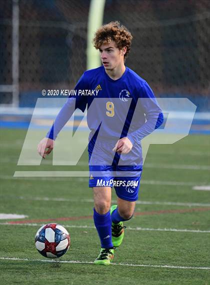 Thumbnail 3 in New Milford @ Newtown (SWC North Final) photogallery.