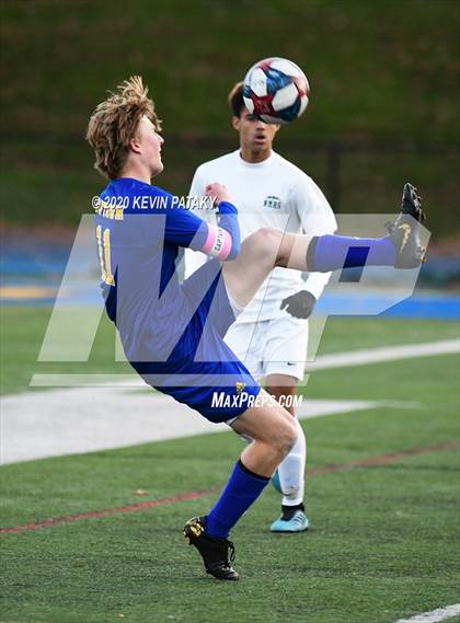 Thumbnail 2 in New Milford @ Newtown (SWC North Final) photogallery.