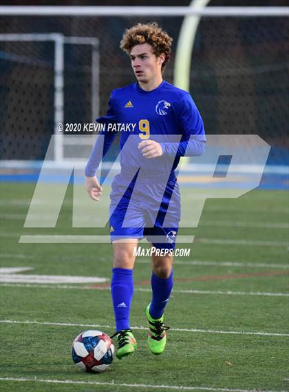 Thumbnail 2 in New Milford @ Newtown (SWC North Final) photogallery.