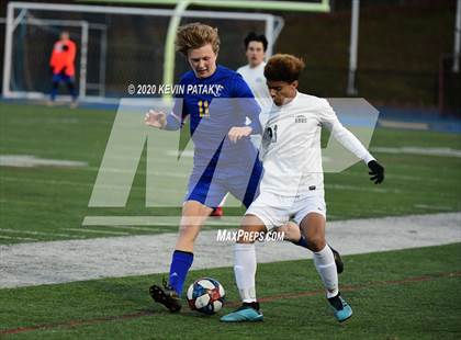 Thumbnail 2 in New Milford @ Newtown (SWC North Final) photogallery.