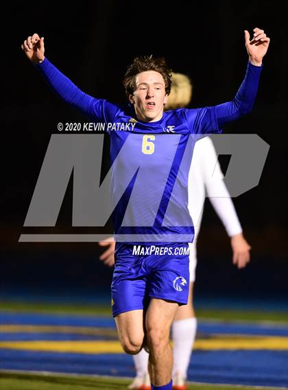 Thumbnail 1 in New Milford @ Newtown (SWC North Final) photogallery.