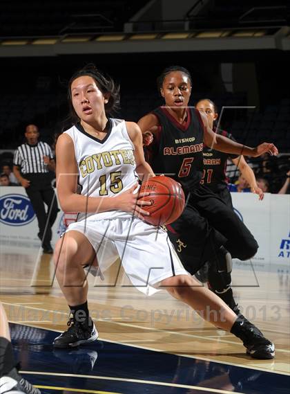 Thumbnail 2 in Alemany vs. Calabasas (CIF SS D3AA Final) photogallery.