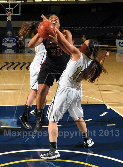 Thumbnail 3 in Alemany vs. Calabasas (CIF SS D3AA Final) photogallery.