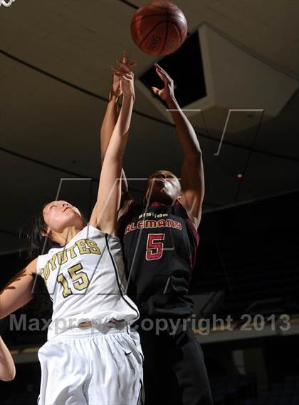 Thumbnail 2 in Alemany vs. Calabasas (CIF SS D3AA Final) photogallery.