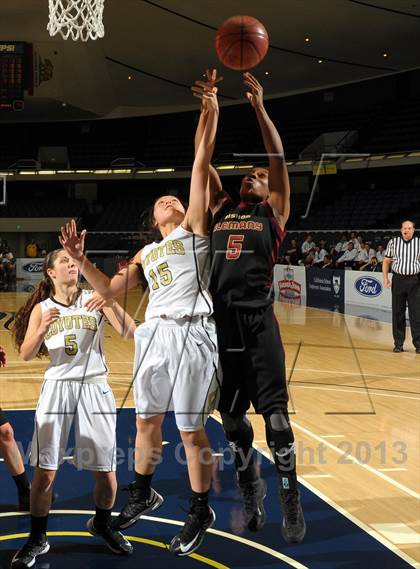 Thumbnail 2 in Alemany vs. Calabasas (CIF SS D3AA Final) photogallery.