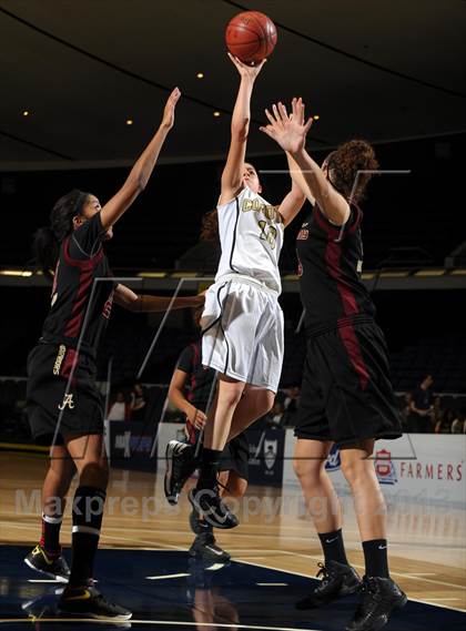 Thumbnail 3 in Alemany vs. Calabasas (CIF SS D3AA Final) photogallery.