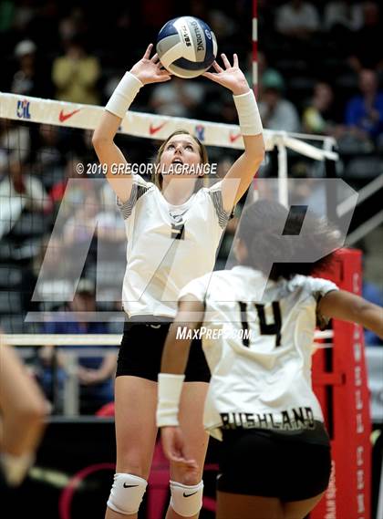 Thumbnail 2 in Industrial vs. Bushland (UIL 3A Semifinal)  photogallery.