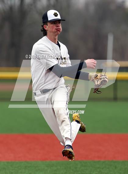 Thumbnail 3 in Churchville-Chili @ Honeoye Falls-Lima photogallery.