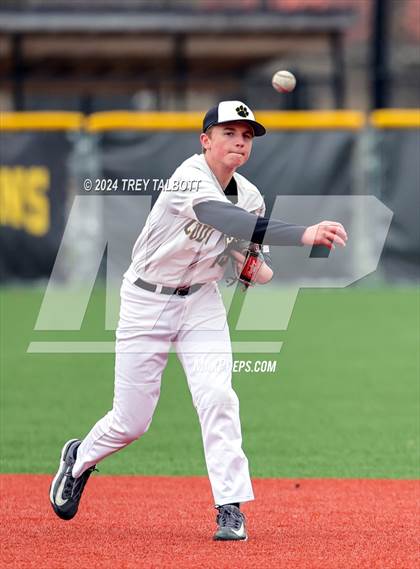 Thumbnail 3 in Churchville-Chili @ Honeoye Falls-Lima photogallery.