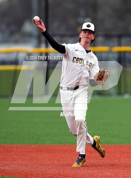 Thumbnail 3 in Churchville-Chili @ Honeoye Falls-Lima photogallery.