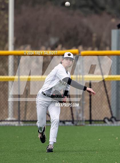 Thumbnail 3 in Churchville-Chili @ Honeoye Falls-Lima photogallery.