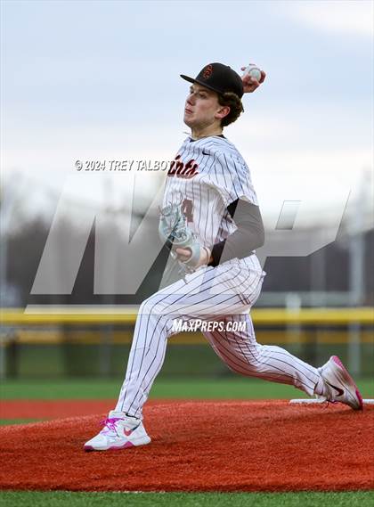 Thumbnail 3 in Churchville-Chili @ Honeoye Falls-Lima photogallery.