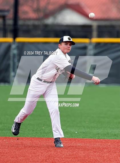 Thumbnail 3 in Churchville-Chili @ Honeoye Falls-Lima photogallery.