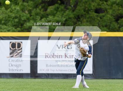 Thumbnail 3 in Granite Bay @ Oak Ridge photogallery.