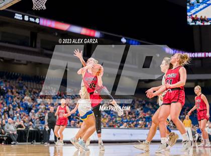 Thumbnail 2 in Lipan vs Gruver (UIL 3A Basketball State final) photogallery.